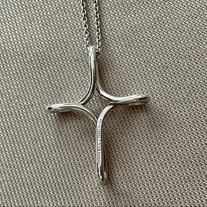Tiffany & Co. Elsa Peretti Infinity Cross Pendant Sterling Silver 925 Large